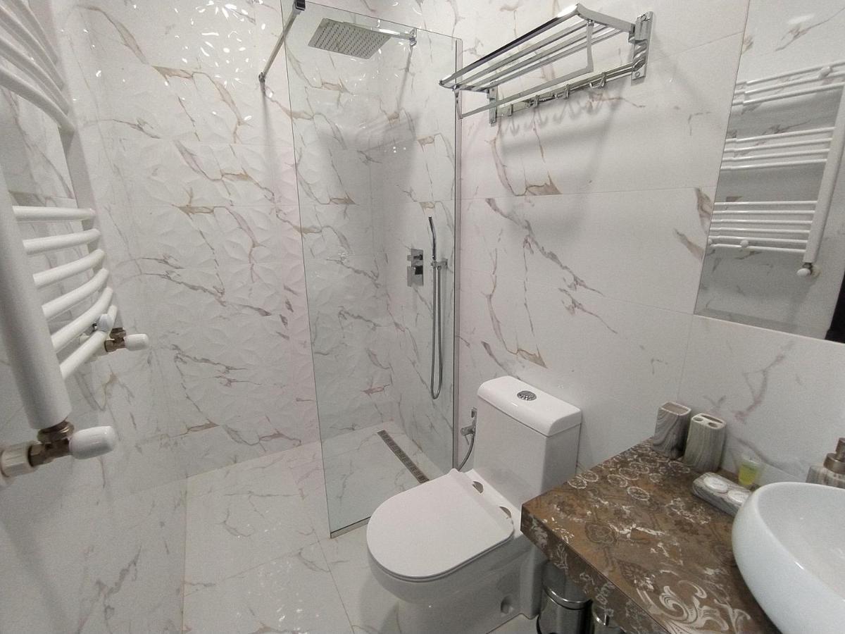 Nice Apartments Тбилиси Экстерьер фото